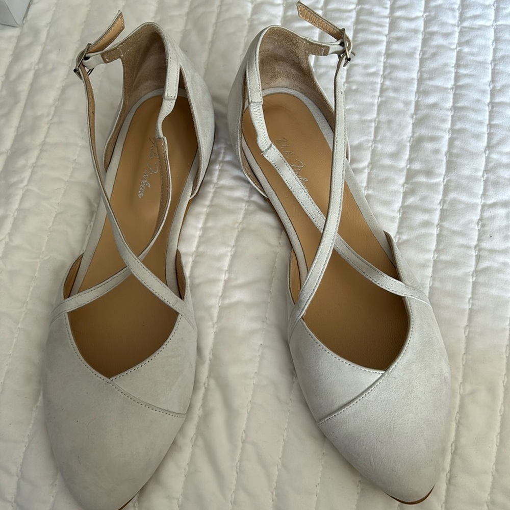 Women’s shoes